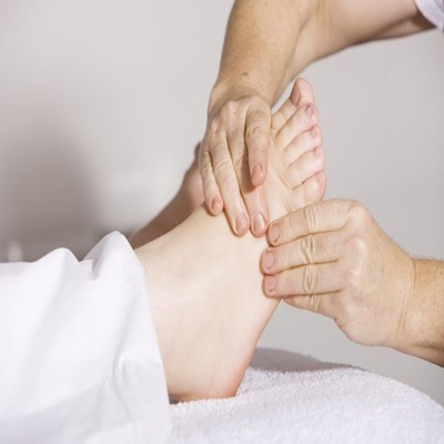 natural spa massage refleksi